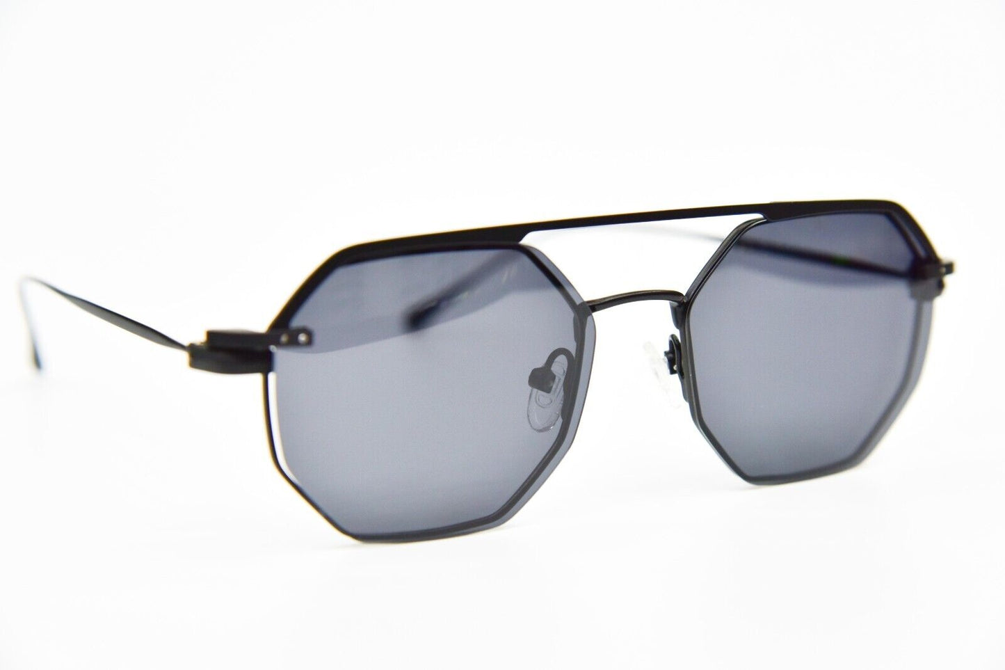 Pure Titanium Eyeglasses 2 in 1 with Magnetic Sunglasses UV400 in Black DC3044