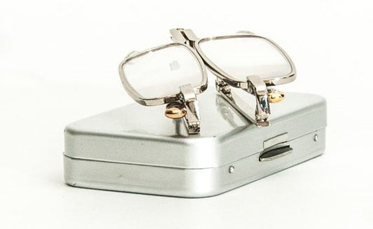 Compact Silver Folding Reading Glasses, Glass Lens with Metal Case - Model MT05s